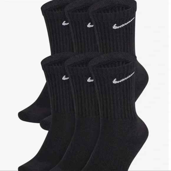 Nike 
Training Crew Socks (6 Pairs)
Nike Everyday Cushioned - Picture 6 of 8